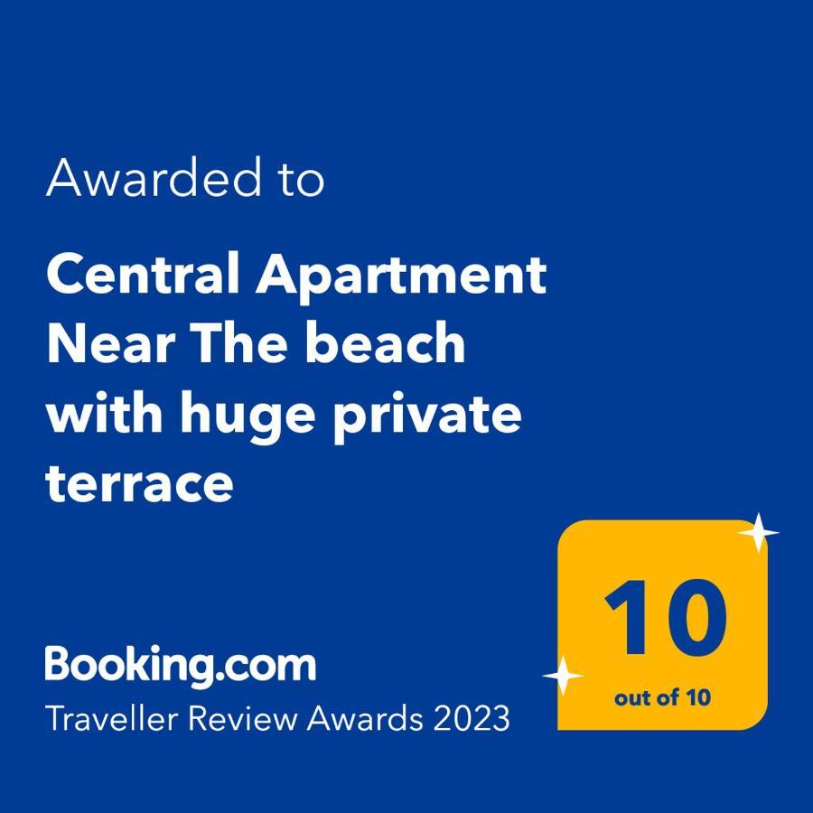 Central Apartment Near The Beach With Huge Private Terrace Loutráki Exteriér fotografie